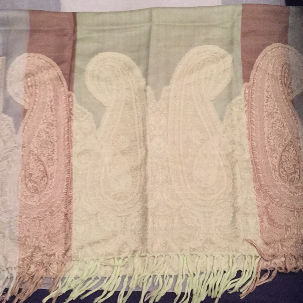 Scarf - Picture 3 of 3